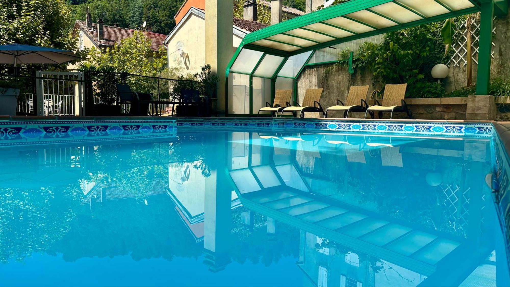 Grand Hôtel de Lyon Vals-les-Bains Exterior foto